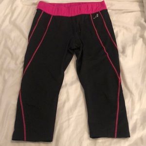 BCG cropped leggings